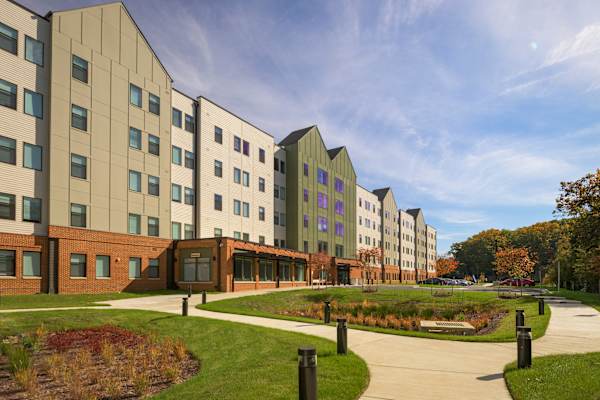 Homes at Oxon Hill property